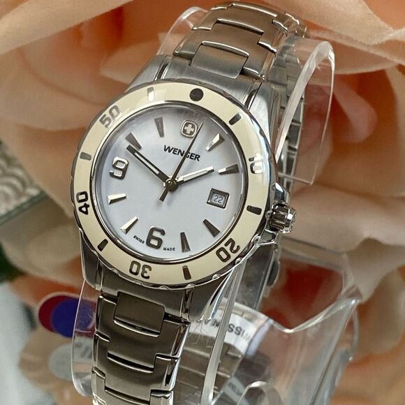 Wenger Swiss Made All Stainless Steel Diver Style Watch Rotating Bezel - Picture 2 of 16